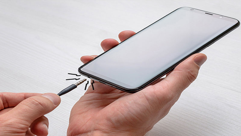 SPEAKER / MICROPHONE